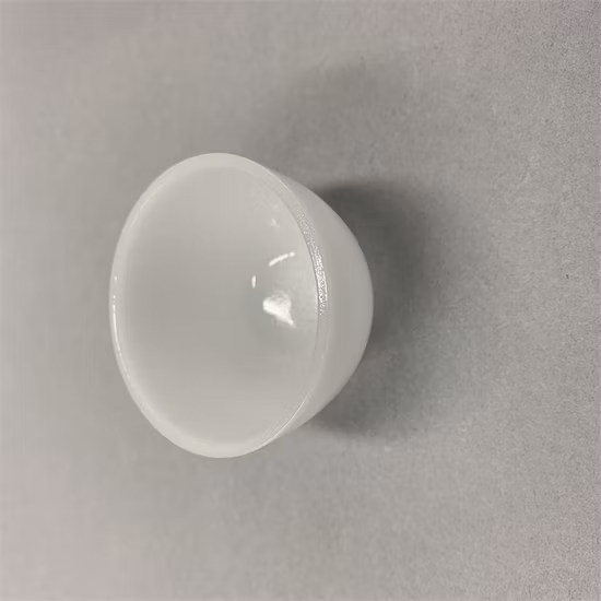 La résistance thermique adaptent le creuset opaque de quartz de silice fondue aux besoins du client